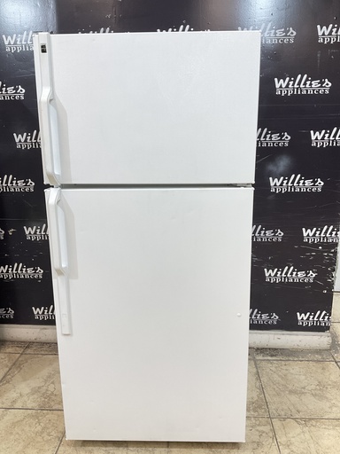 [99717] Hotpoint Used Refrigerator Top and Bottom 27x61 1/2’ (White) 