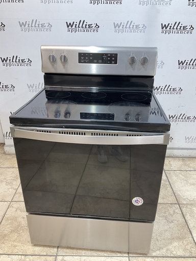 [99893] Whirlpool Used Electric Stove 220volts (40/50 AMP) 30inches {no cord} (Stainless Steel) 