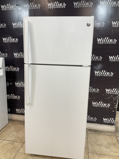 [99902] Ge Used Refrigerator Top and Bottom 28x64 1/2” (White) 