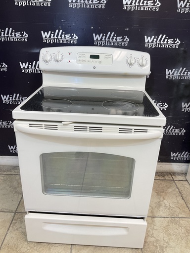 [99974] Ge Used Electric Stove 220volts (40/50 AMP) 30inches {4 prong} (Bisque) 