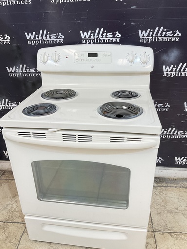 [100084] Ge Used Electric Stove 220volts (40/50 AMP) 30inches {no cord} (Bisque)