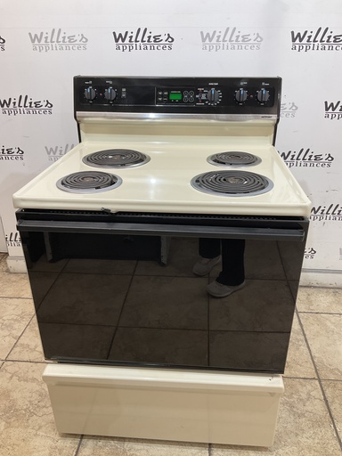[100179] Hotpoint Used Electric Stove 220volts (40/50 AMP) 30inches {no cord} (Bisque/Black) 