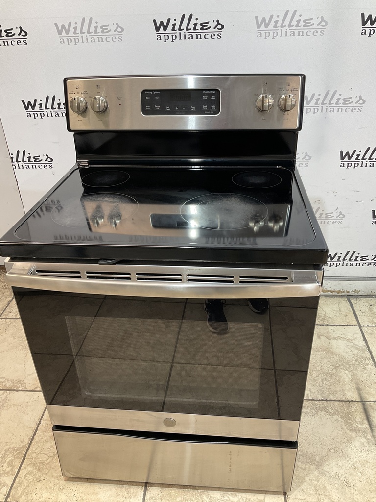 Ge Used Electric Stove 220volts (40/50 AMP) 30inches {no cord} (Stainless steel)