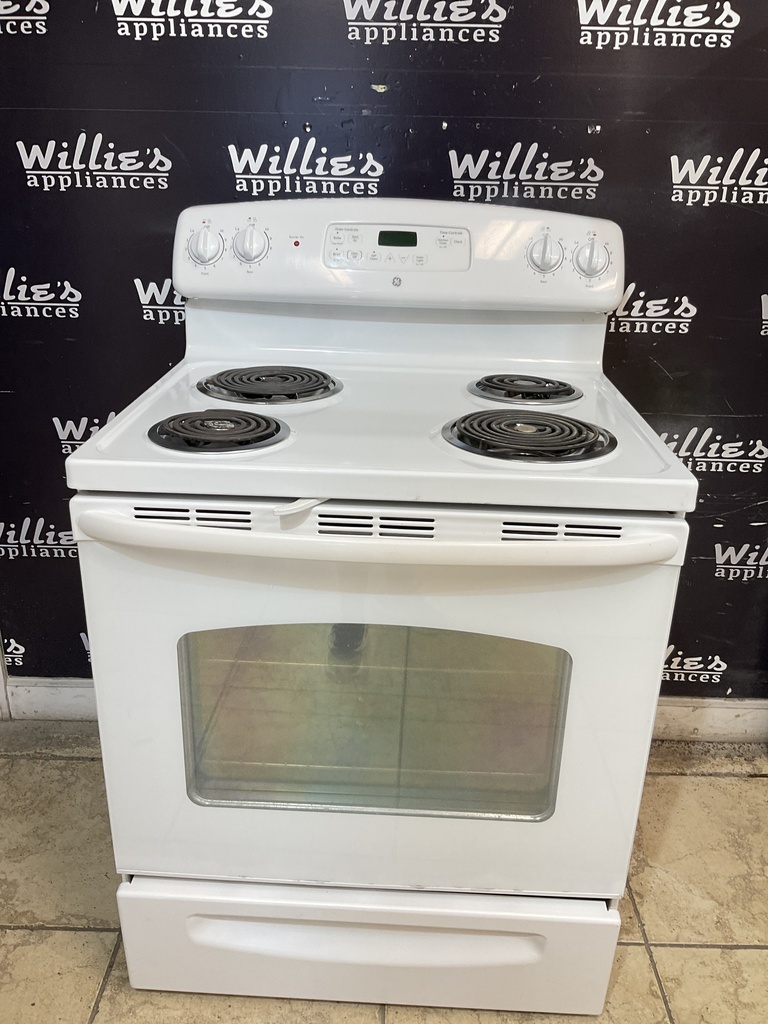 Ge Used Electric Stove 220volts (40/50 AMP) 30inches {no cord} (White) 