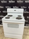 Hotpoint Used Electric Stove 220volts (40/50 AMP) 30inches {no cord} (White) 