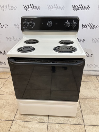 [100317] Ge Used Electric Stove 220volts (30/50 AMP) 30inches {3 prong} (Bisque/Black) 