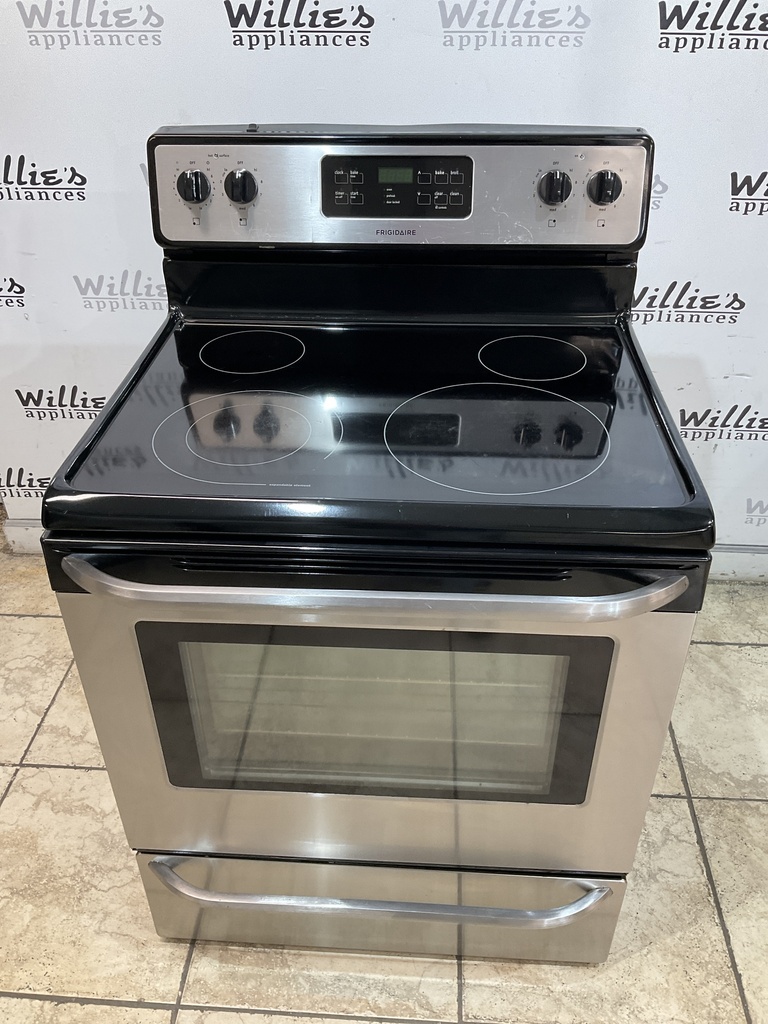 Frigidaire Used Electric Stove 220volts (40/50 AMP) 30inches {no cord} (Stainless steel) 