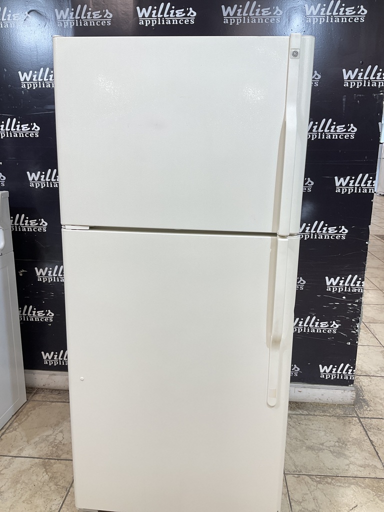 Ge Used Refrigerator Top and Bottom 30x66 1/2” (Bisque) 