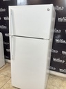 Ge Used Refrigerator Top and Bottom 28x64 1/2” (White) 