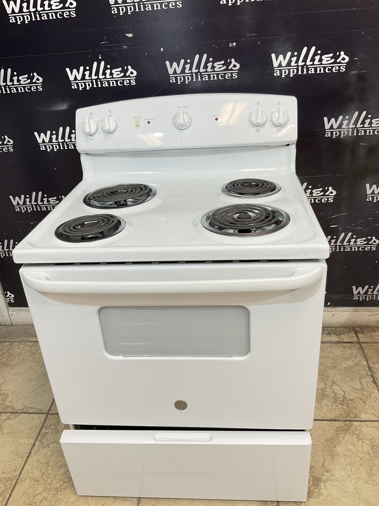 Ge Used Electric Stove 220volts (40/50 AMP) 30inches {no cord} (White) 