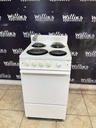 Magic Chef Used Electric Stove 220volts (40/50 AMP) 20inches {3 prong} (White) 