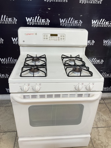 [101097] Ge Used Gas Propane Stove 30inches (Bisque) 