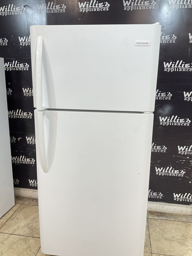 [101121] Frigidaire Used Refrigerator Top and Bottom 30x66 (White) 
