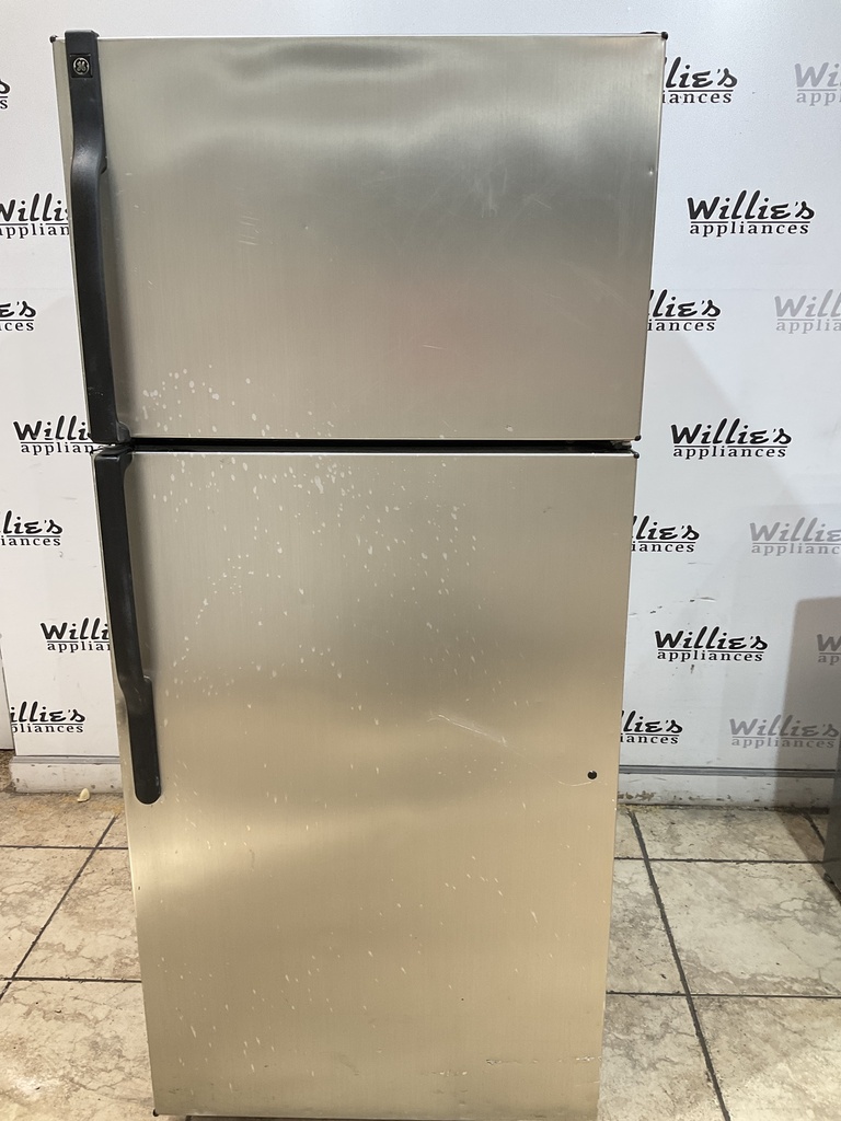 Ge Used Refrigerator Top and Bottom 28x64 1/2” (Stainless Steel) 