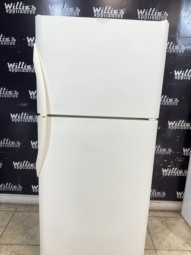 [101261] Frigidaire Used Refrigerator Top and Bottom 30x69 (Bisque) 