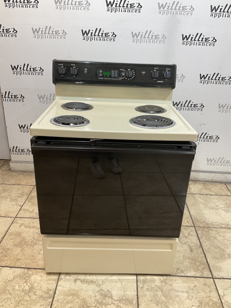 Ge Used Electric Stove 220volts (40/50 AMP) 30inches {no cord} (Bisque/Black) 