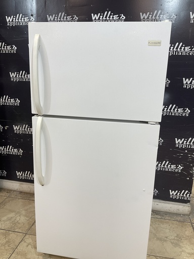 [101399] Frigidaire Used Refrigerator Top and Bottom 28 1/2” x 60” (White)