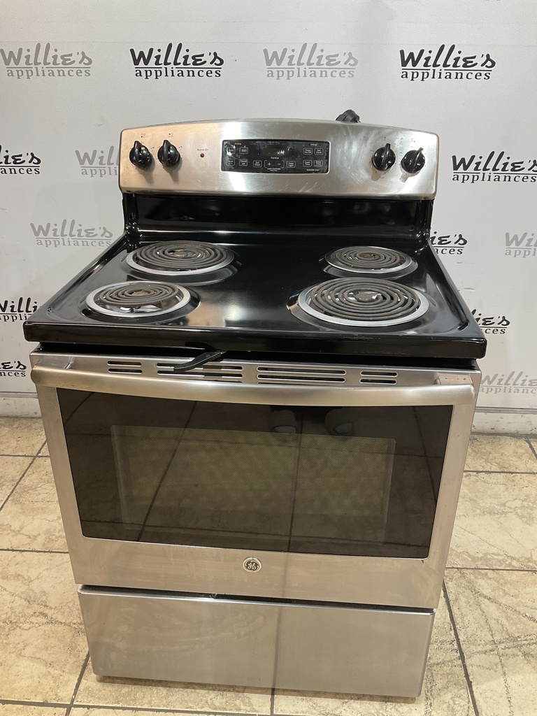 Ge Used Electric Stove 220volts (40/50 AMP) 30inches {4 prong} (Stainless steel) 