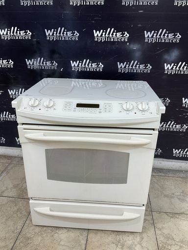 [101607] Ge Used Electric Stove 220volts (40/50 AMP) 30inches {3 prong} (Bisque) 