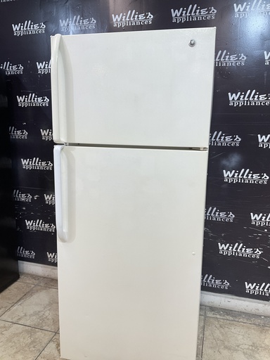 [102035] Ge Used Refrigerator Top and Bottom 28x67 1/2” (Bisque) 