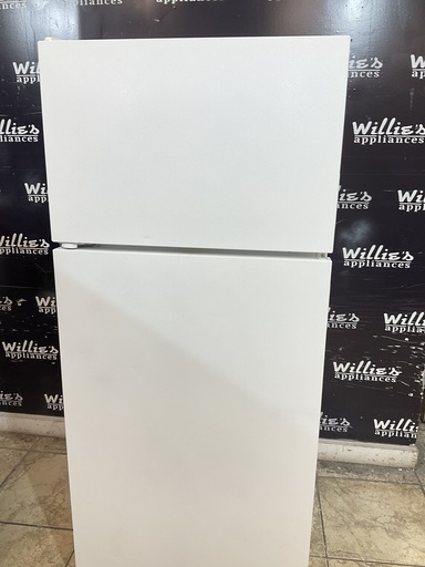 [102147] Frigidaire Used Refrigerator Top and Bottom 28 1/2” x 64 1/2” (white) 