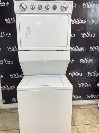 [102233] Whirlpool Used Electric Unit Stackable 220volts (30 AMP) 27x72 {3 prong} (White) 