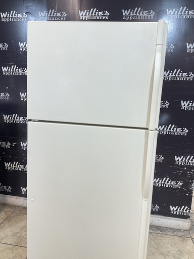 [102275] Kenmore Used Refrigerator Top and Bottom 30x65 1/2” (Bisque) 