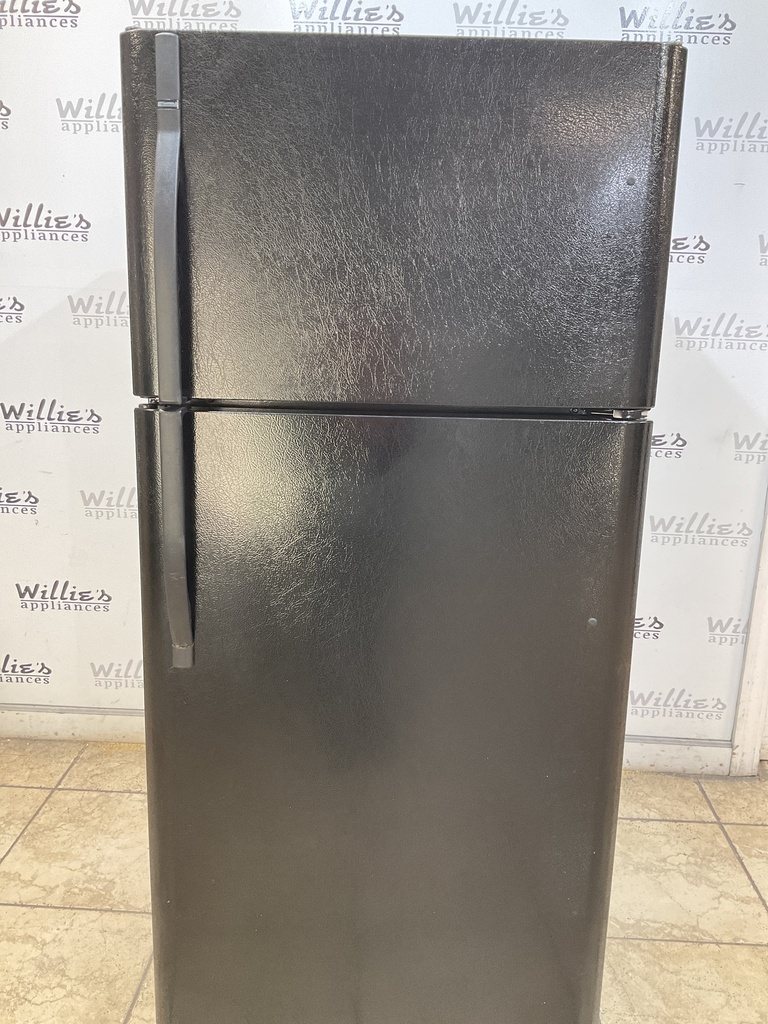 Kenmore Used Refrigerator Top and Bottom 30 1/2” x 66 1/2” (Black) 