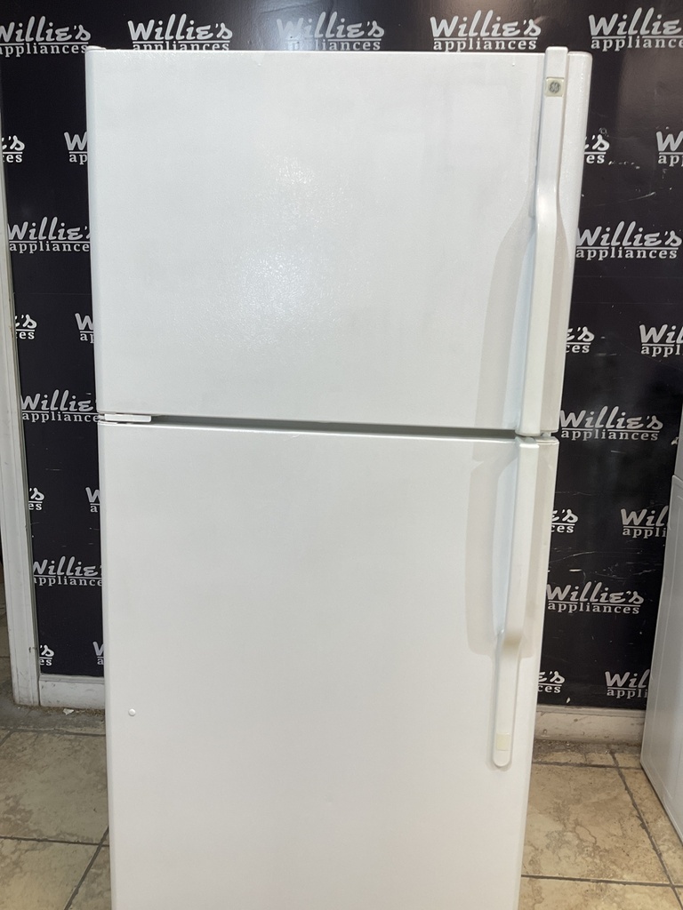 Ge Used Refrigerator Top and Bottom 30x66 (White) 
