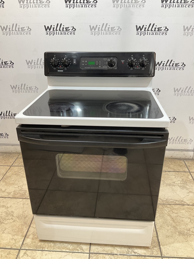 Kenmore Used Electric Stove 220volts (40/50 AMP) 30inches {no cord} (White/Black)