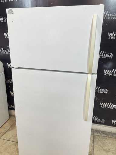 [102615] White Westinghouse Used Refrigerator Top and Bottom 30x65 1/2” (White) 