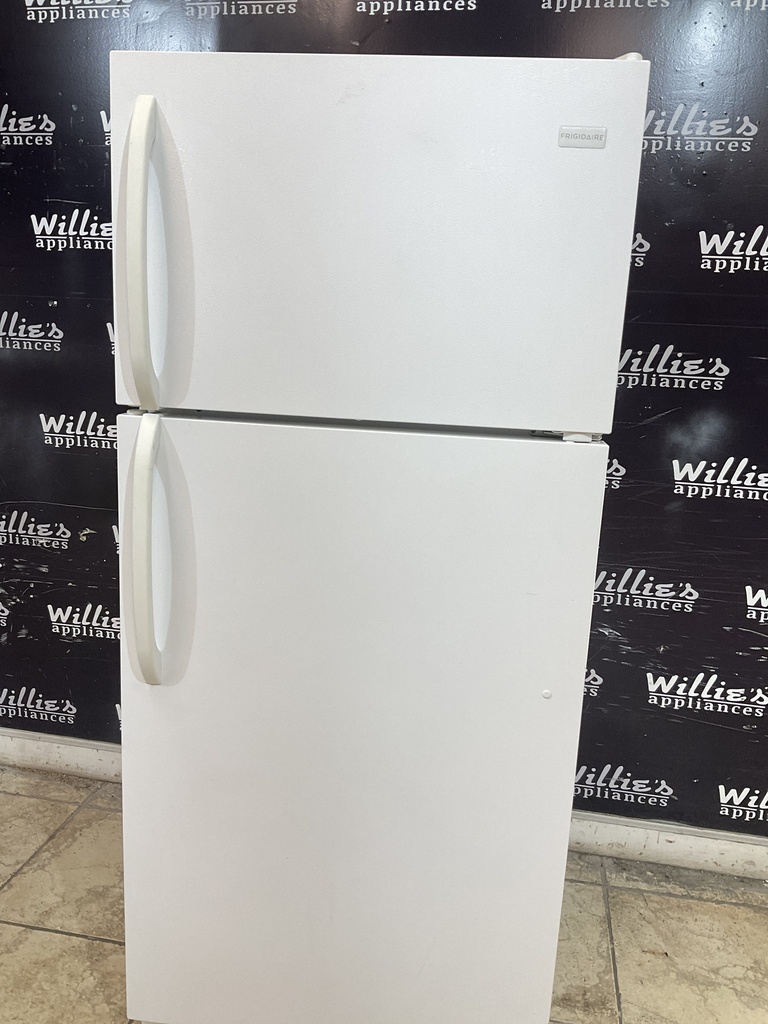 Frigidaire Used Refrigerator Top and Bottom 28 1/2” x 65” (White) 