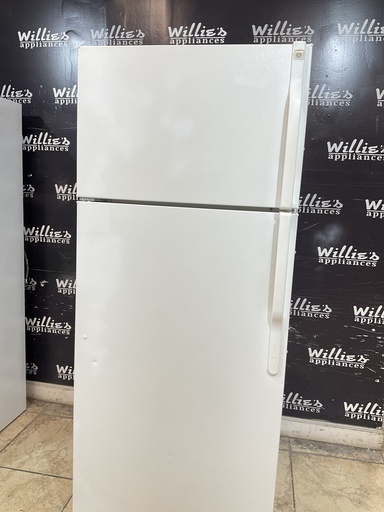 [102667] Ge Used Refrigerator Top and Bottom 28x67 1/2” (White) 
