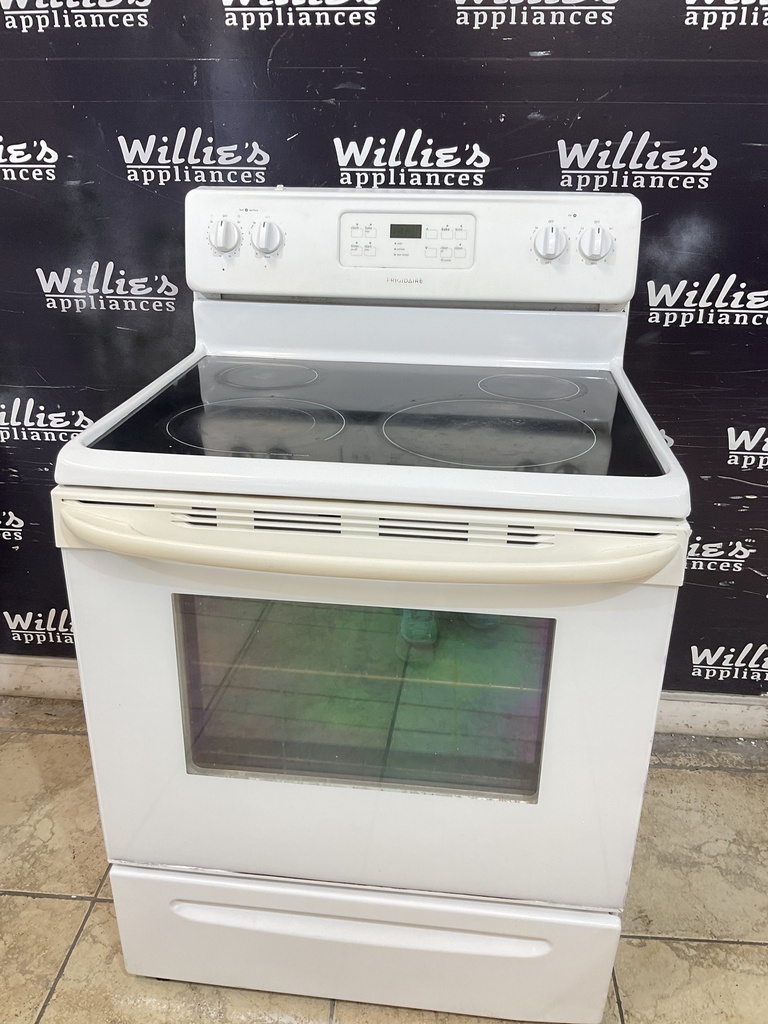 Frigidaire Used Electric Stove 220volts (40/50 AMP) 30inches {3 prong} (White) 