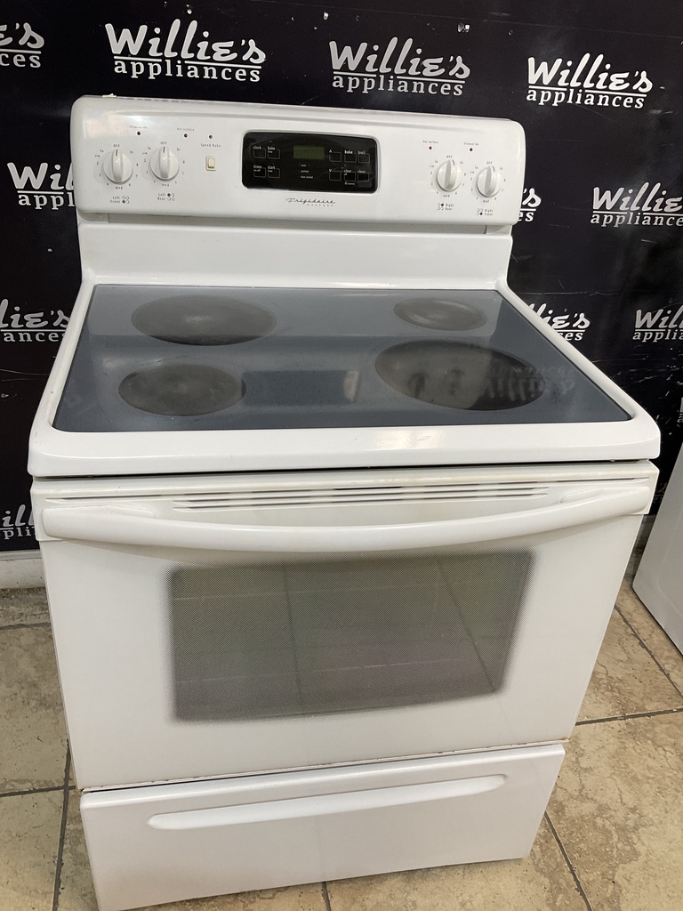 Frigidaire Used Electric Stove 220volts (40/50 AMP) 30inches {no cord} (White)