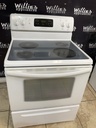 Frigidaire Used Electric Stove 220volts (40/50 AMP) 30inches {no cord} (White)