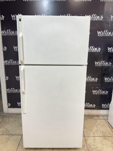 [102828] Hotpoint Used Refrigerator Top and Bottom 28x61 1/2” (White) 