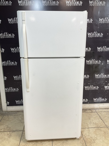 [102919] Kenmore Used Refrigerator Top and Bottom 30x66 (White) 