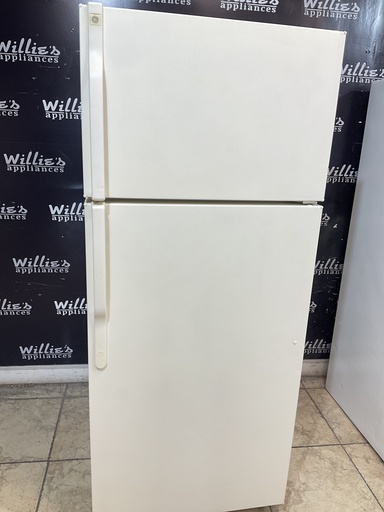 [102935] Ge Used Refrigerator Top and Bottom 28x67 1/2” (Bisque) 