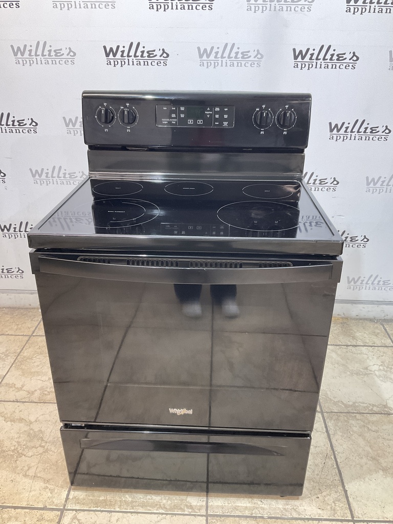 Whirlpool Used Electric Stove 220 volts (40/50 AMP) 30inches {no cord} (Black) 