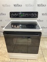 Ge Used Electric Stove 220volts (40/50 AMP) 30inches {no cord} (white/Black) 