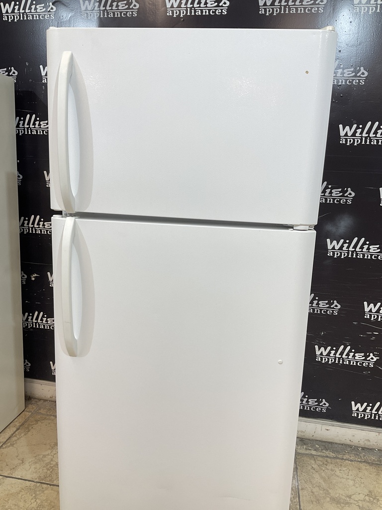 Frigidaire Used Refrigerator Top and Bottom 30x66 (White) 