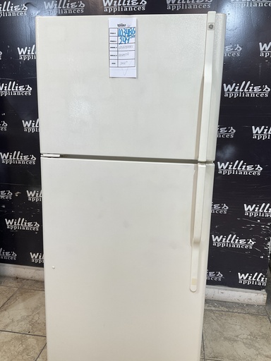 [103486] Ge Used Refrigerator Top and Bottom 30x66 1/2” (Bisque) 