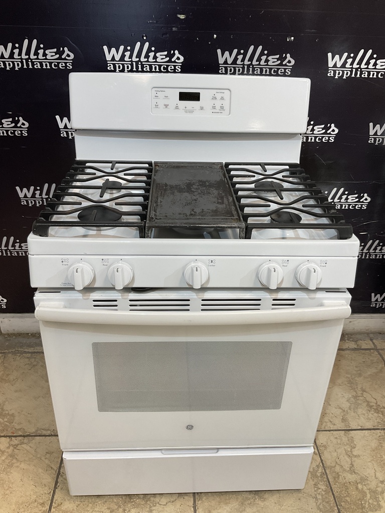 Ge Used Natural Gas Stove 30inches (White) 