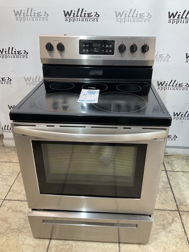 [103515] Frigidaire Used Electric Stove 220volts (40/50 AMP ) 30inches {no cord} (Stainless steel) 