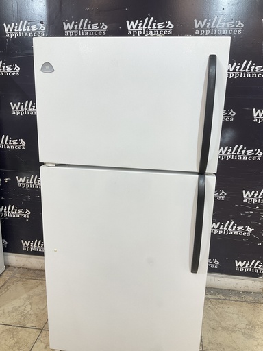 [103607] White Westinghouse Used Refrigerator Top and Bottom 28x59 1/2” (White) 