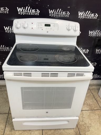 [103878] Ge Used Electric Stove 220volts (40/50 AMP) 30inches {3 prong} (White) 