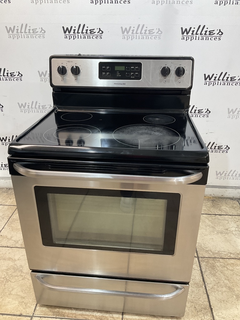 Frigidaire Used Electric Stove 220volts (40/50 AMP) 30inches {no cord} (stainless steel) 