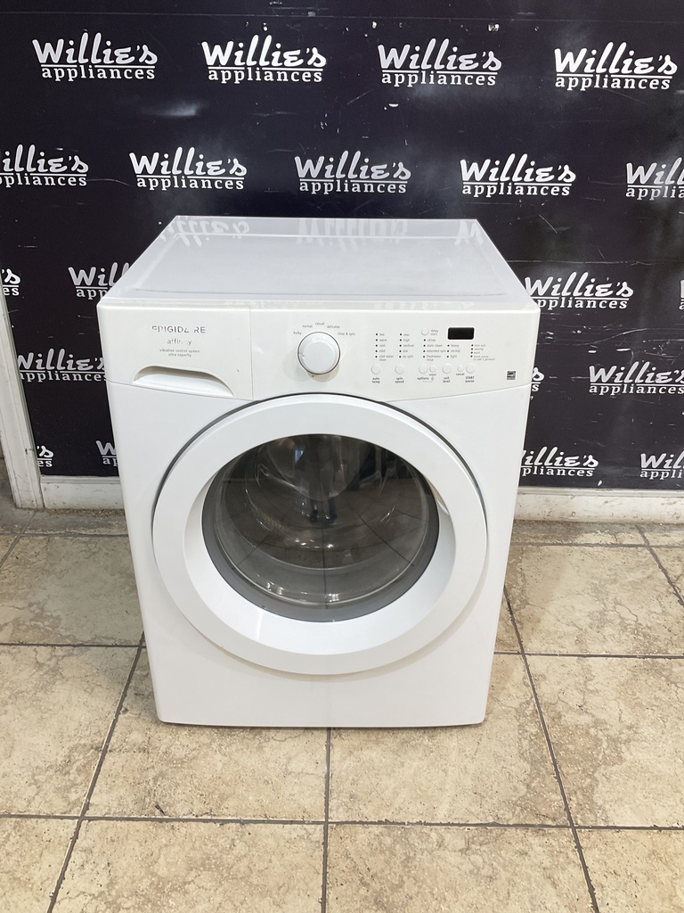 Frigidaire Used Washer Front-load 27inches (white) 