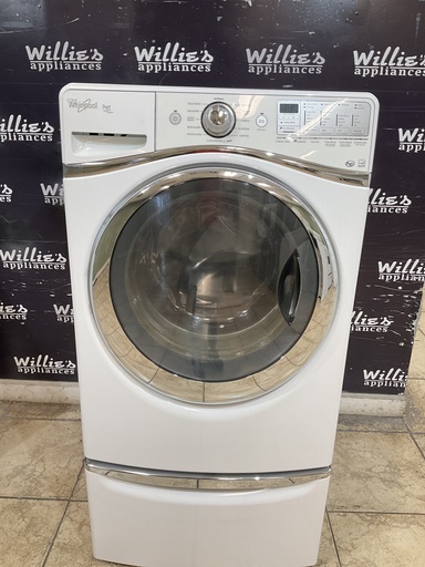[104060] Whirlpool Used Washer front-load 27inches (white) 